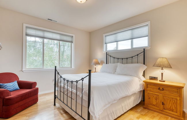 Forest Ridge Loop by Avantstay Hot Tub Private Community Amenities - Photo 23