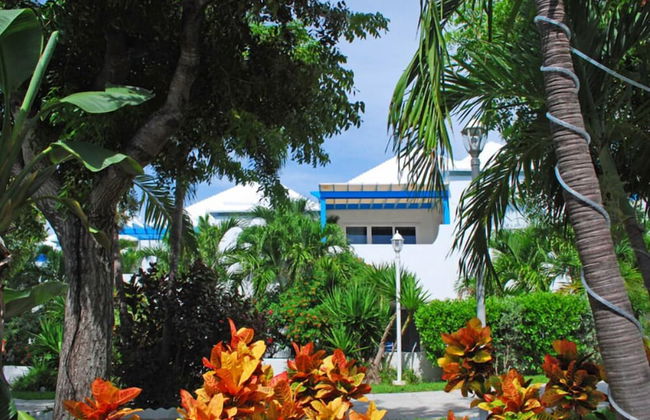 Deluxe Sea View Villas at Paradise Island Beach Club Resort - Foto 40