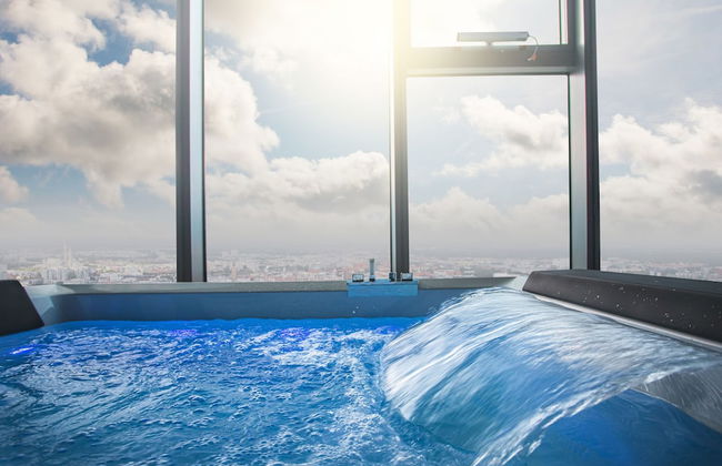 Apartments in Sky Tower with Bathtub near the window - Photo 45