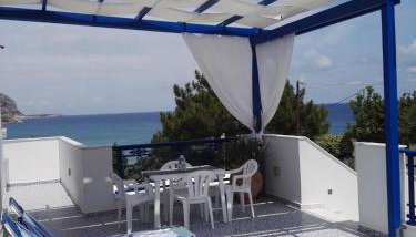 Bouganville Studios Stegna - Foto 1