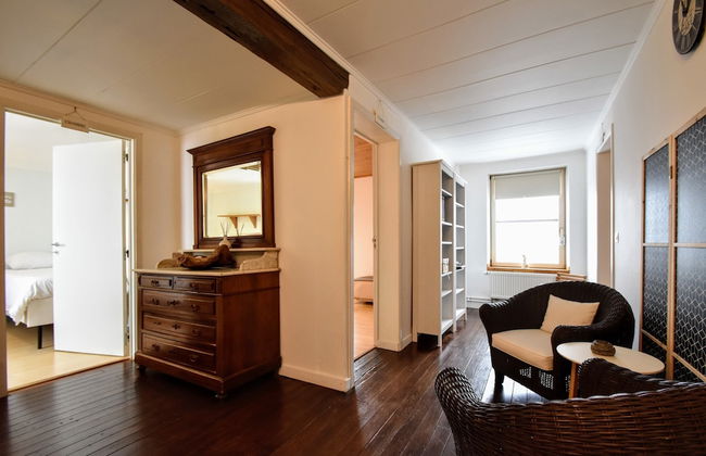 Luxury Pool Villa in Goesnes - Photo 38