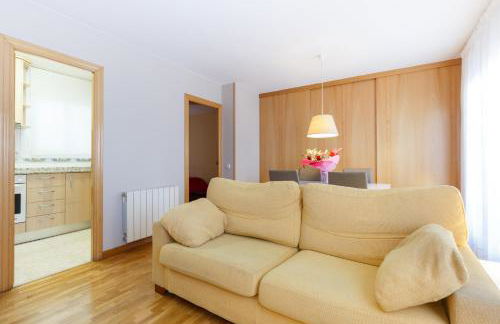 LetsGo Sagrada Familia Penthouse - Photo 18