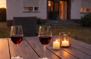 Hoheeifel Ferienwohnungen mit Garten Nähe Nürburgring Ideal für Familien und Gruppen - Foto 1