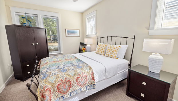 1381 Laurel Grove 3 Bedroom Home by RedAwning - Foto 4, Habitación