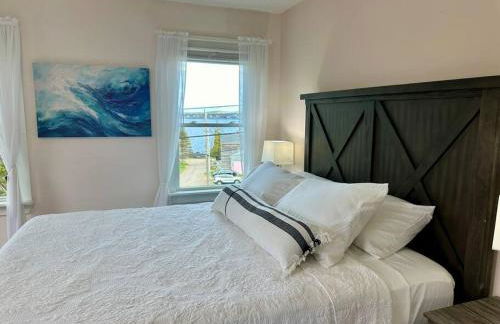 Colonels Quarters - Photo 2