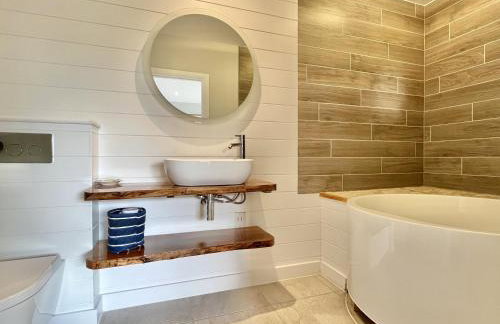 The Shallows by inspirestays-com - Foto 75