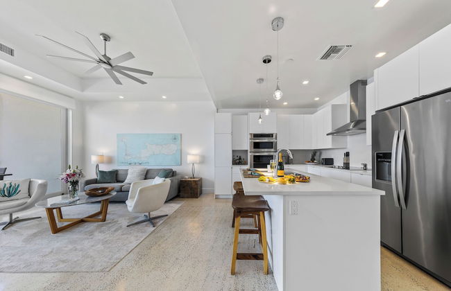 Lighthouse Point Residences - Photo 59