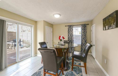 Home Near Parks & Downtown Worcester - Foto 11
