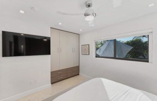 Tiki Hut Paradise Mins to Beach w Fire Pit - Foto 33