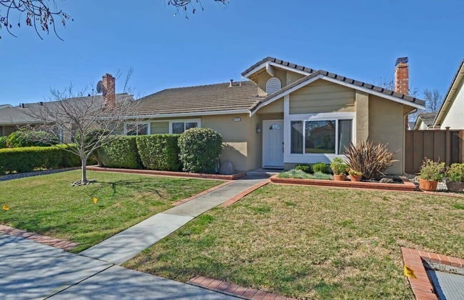 @ Marbella Lane - 4BR Home Away From Home Ldry - Foto 33