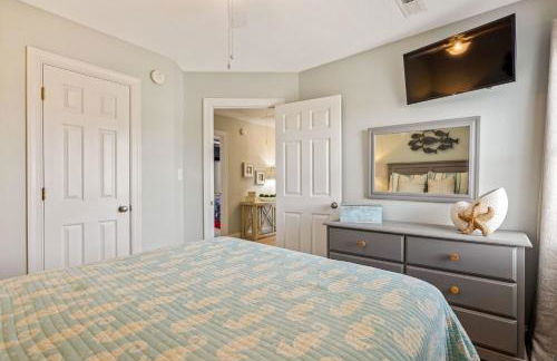 Sojourn Family home with Country Club Access 5 Bedrooms Sleeps 12 - Foto 18