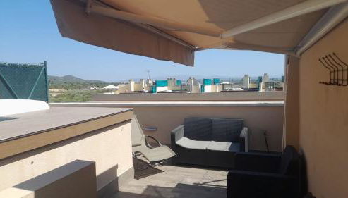 Ático con Piscina Privada y zona Chill Out - Foto 3