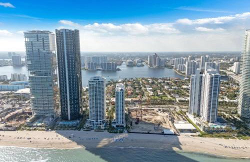 Steps to the Sand Beachfront Escape- 25th Floor Views - Foto 4
