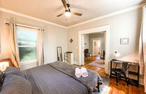 Gorgeous cottage downtown COS_pet friendly - Foto 13