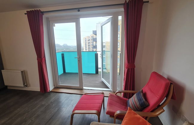 Barking 2 Bed Apt With Parking & Good Travel Links - Foto 30