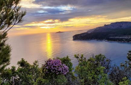 Magnifique Appartement à Cassis,Parking,2 pas du Port - Photo 8