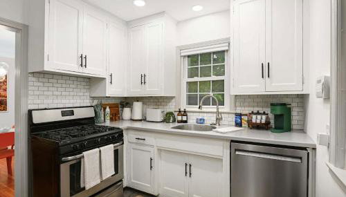 Robbin's Nest - Linden Hills - Walk to Creek Trail - Foto 5, stove, dishwasher, toaster