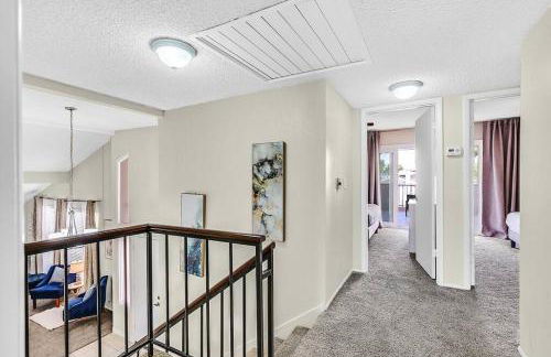 4BR Family Home, Private Pool & BBQ, Near Strip - Foto 27