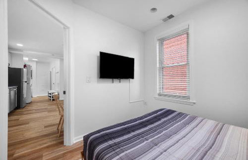 Central Lawrenceville 2 Spacious and Stylish Two Bedroom Apartment with Free Street Parking - Foto 10