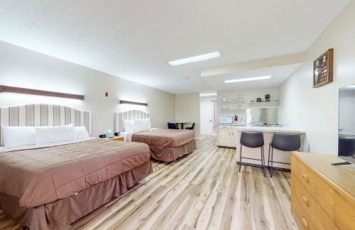 Walk to Douglas Lake Dog Friendly W Peaceful Views - Foto 6