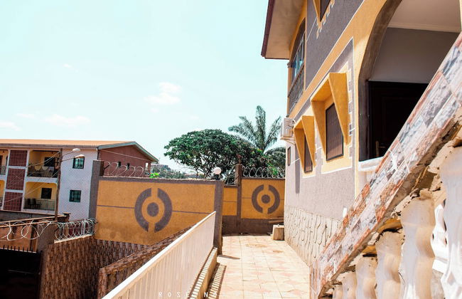 Odza, Modern Apartment, 3 Bedrooms, Private Parking - Photo 19