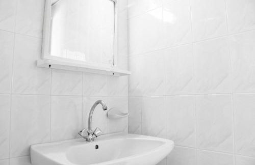 Nik Litinas Apartments with pool - Photo 28