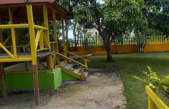 Deano's Cottages - Photo 74