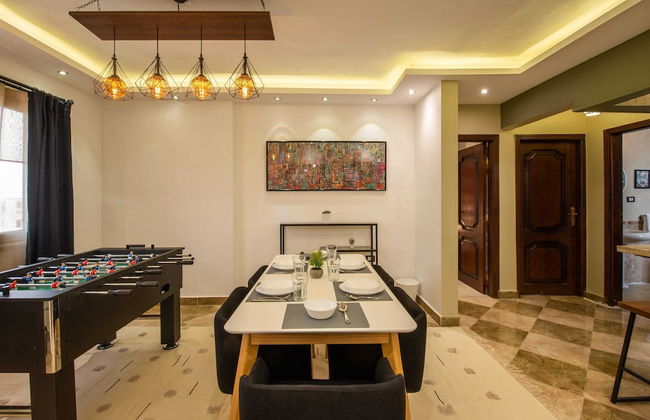 Xuru Stays I Play Foosball & Do Yoga - 1 BR Apt. 5 Min To Airport - Foto 40