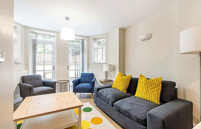 Charming and Modernised Edwardian Flat - Photo 10