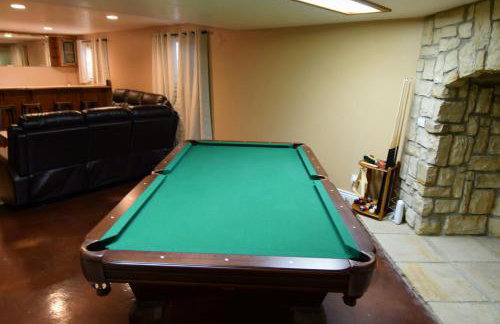 6 King Bedrooms, Sleeps 20, 8 Rooms, Bikes, HotTub - Foto 59