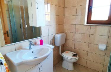 Villa Mira Garica by El-Pi Tours - Photo 8