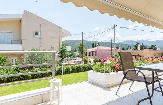 Bright & Spacious two-floor Family Garden Home - Foto 35