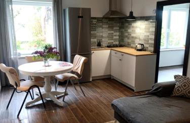 Czerwone drzwi - Foto 1