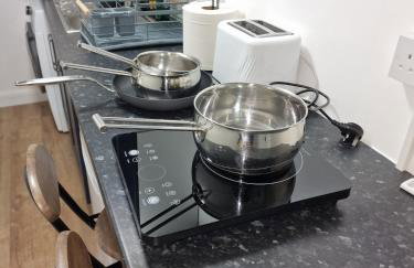 NightRest Homes - Studio Flat - Free Parking - 5 Minutes to Luton airport - Foto 7