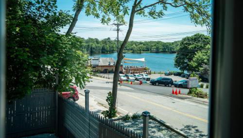 Lakeview Getaway with Hot Tub - Foto 4