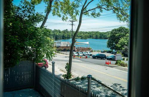 Lakeview Getaway with Hot Tub - Foto 4