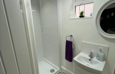Ryland House Sleeps 8 M6 Access & Garden - Foto 12