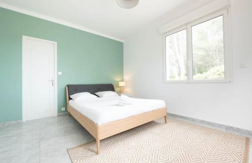 Villa 13 personnes - 1 hectare de parc naturel - piscine - Foto 12