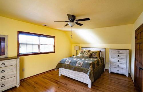 Lakefront Point Retreat on Nantahala Lake with Dock - Foto 20