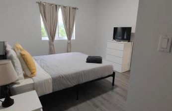 Spacious 3BR-2BA Apt near Downtown-Miami Airport - Foto 6