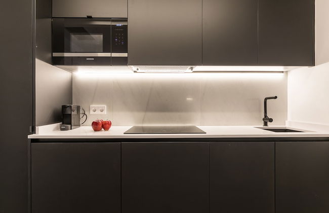 Feelathome Waldorf Suites Apartments - Foto 17