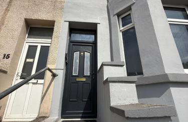 Cosy 2 Bed Cardiff Bay Retreat! - Foto 15