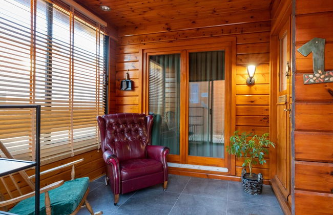 Nice Holiday Home With Beautiful Views - Photo 7