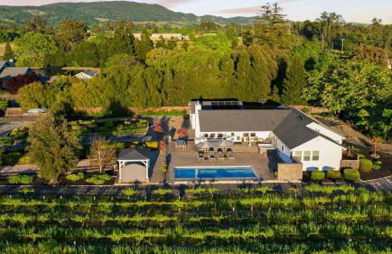 Chic Sonoma Oasis w Pool Bocce Hot Tub Minutes to Downtown - Foto 3