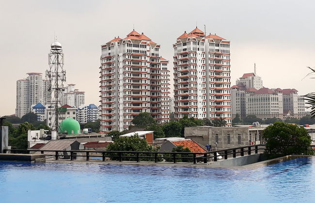 Cozy and Minimalist 2BR at Marbella Kemang Apartment - Foto 18