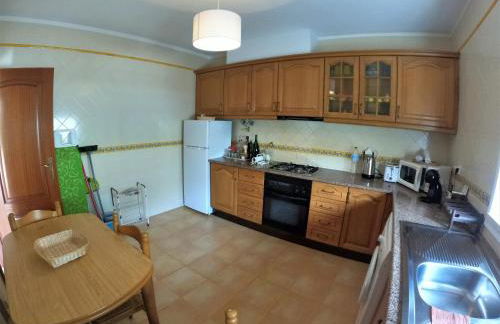 Algarve 4 Bedroom Independent House in Pêra - Foto 17