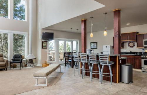 6BR - 6 King Beds - EV - 10min Downtown - Foto 10