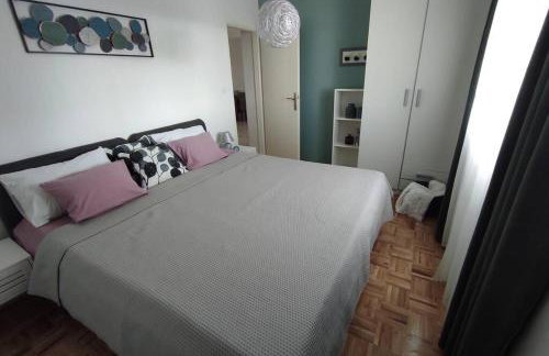 Kuća za odmor M&J s grijanim bazenom - Photo 55