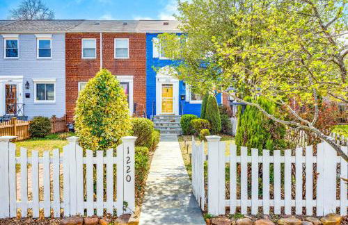 Book Now!- Fenced Yard - BBQ Grill & 4 Tvs -Luxury Getaway -Floyd's Freedom- - Foto 6