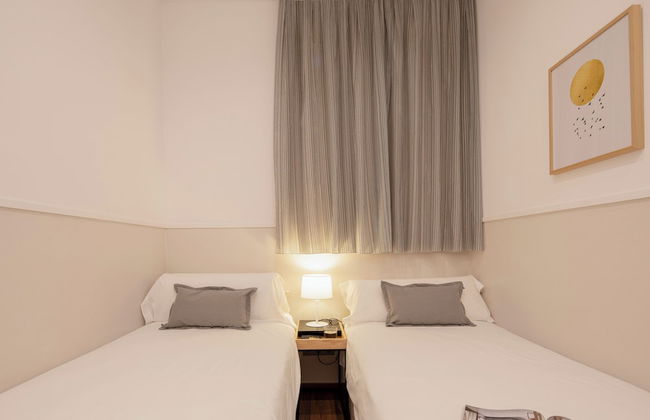 Aspasios Market Balconies - Photo 9